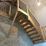 Les Mandarins Bed & Breakfast 3*