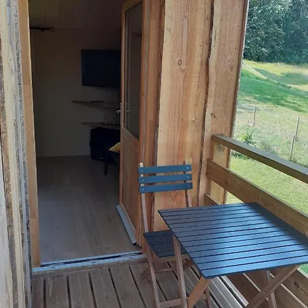 Les Mandarins Bed & Breakfast 3*